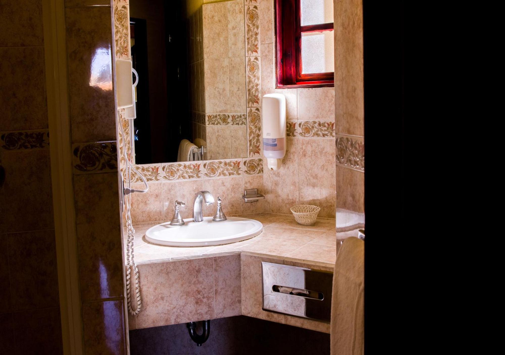 Suites Bello Xochimilco By Dot Tradition Oaxaca Rum bild